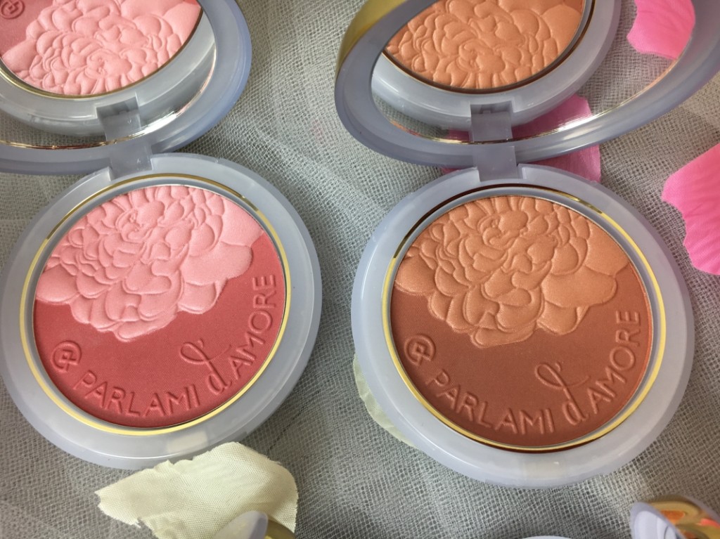 Duo Fard-Ombretti Colistar, make-up collection Parlami d'amore. Colori: 1 passione toni naturali, 2 amore toni rosa